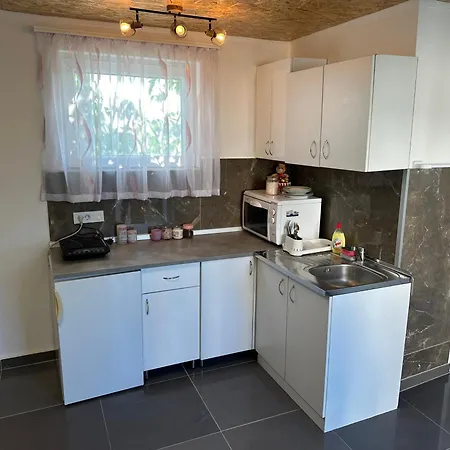 Apartman Aerodrom Surcin Exterior photo